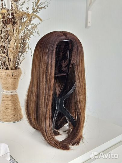 Парик удлиненное каре светло-коричневый