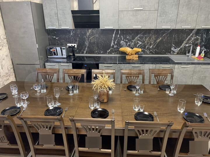 Коттедж 240 м² на участке 10 сот.