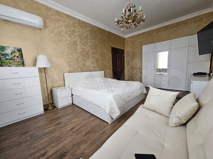 3-к. квартира, 83 м², 5/5 эт.