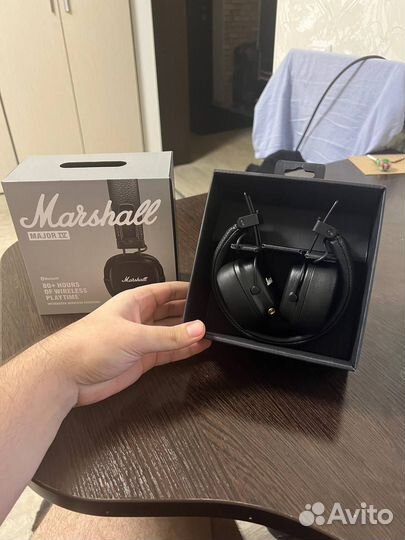 Беспроводные наушники Marshall major 4
