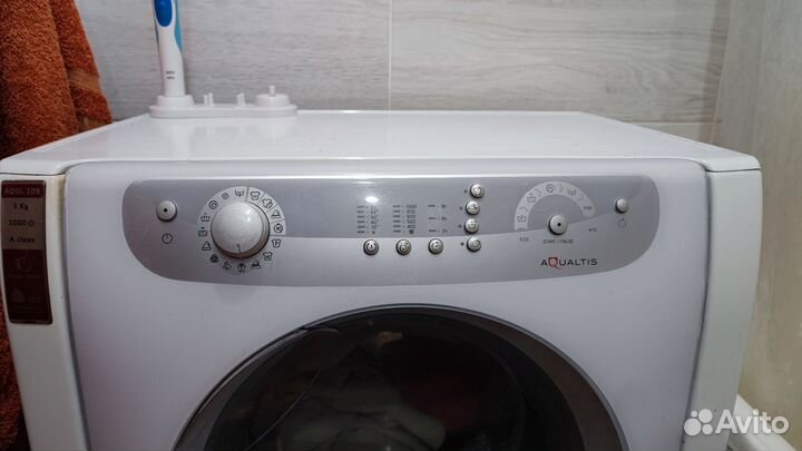 Стиральная машина Ariston