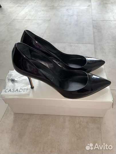 Туфли лодочки Casadei 39 р. Оригинал