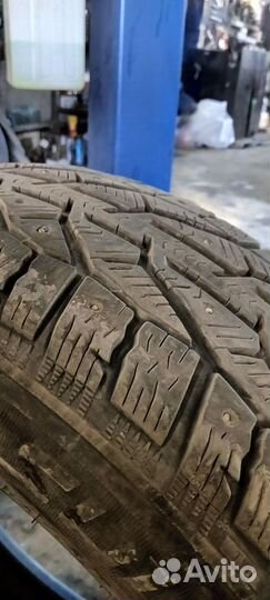 Tigar SUV Ice 215/60 R17