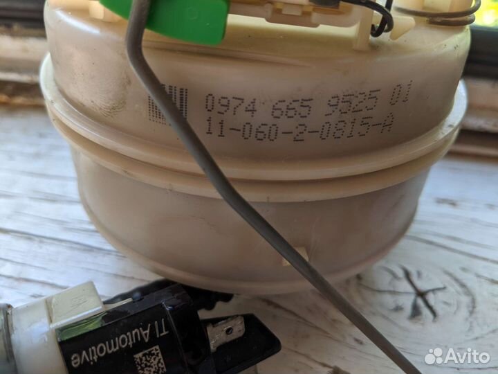 Топливный насос Renault Sandero 1 (не рабочий)