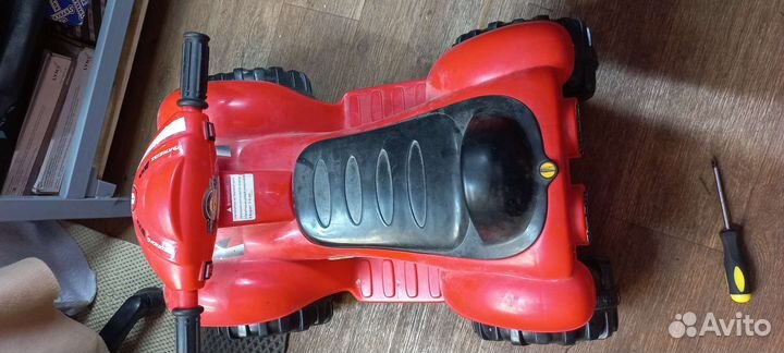 Детский мини квадроцикл с аккумулятором