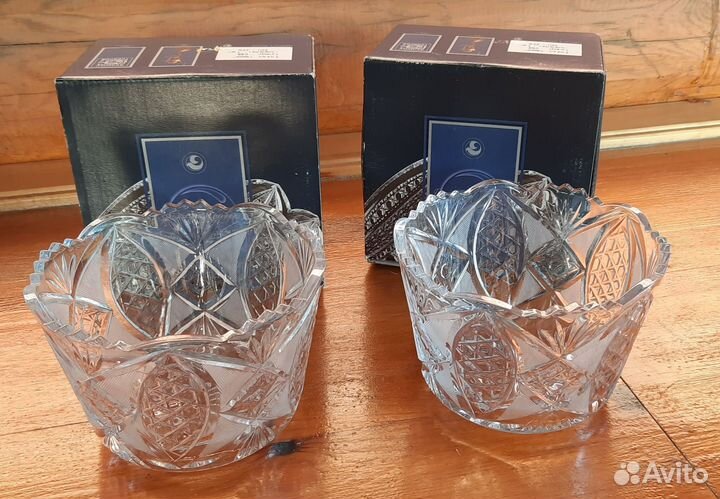 Хрустальная конфетница