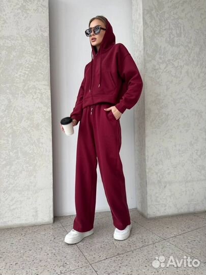 Костюм спортивный