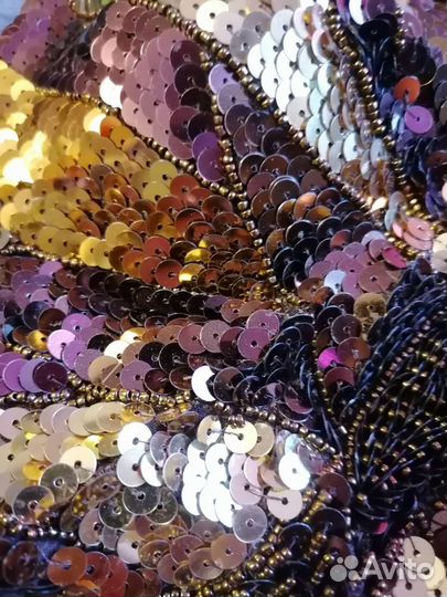 Нарядный топик с пайетками