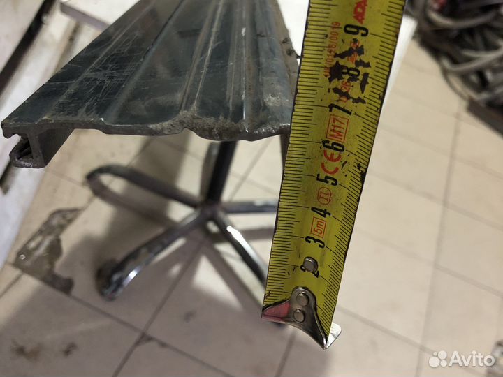 Профиль окантовочный для фургона