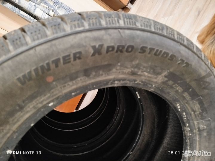Roadmarch Winter XPro Studs 77 215/65 R17