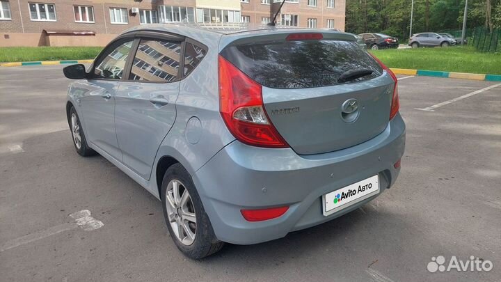 Hyundai Solaris 1.6 AT, 2012, 91 000 км