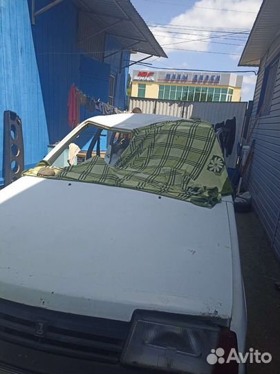 Двери на ваз 21099