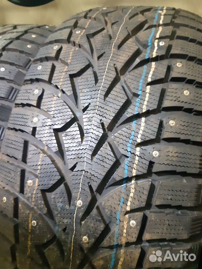 Toyo Observe G3-Ice 235/50 R18