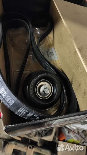 Приводной ремень с Обводным роликом фирмы гейтс