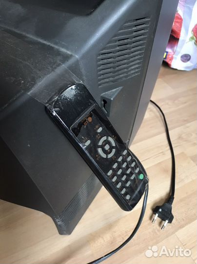 Телевизор б/у
