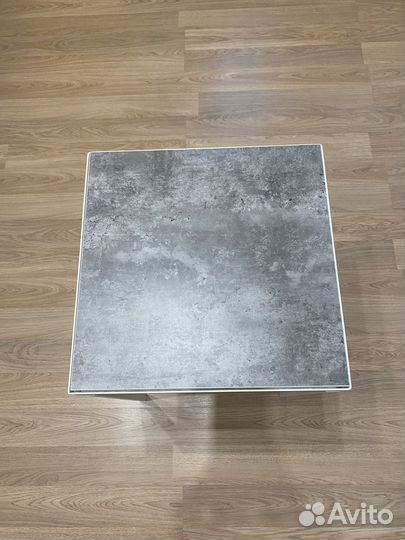 Столик IKEA