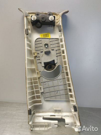 Накладка стойки правая Hyundai Santa Fe 3 DM D4HB