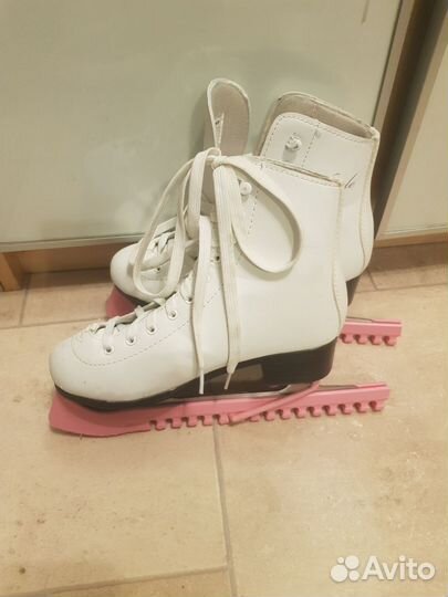 Коньки для фигурного катания 38 размер