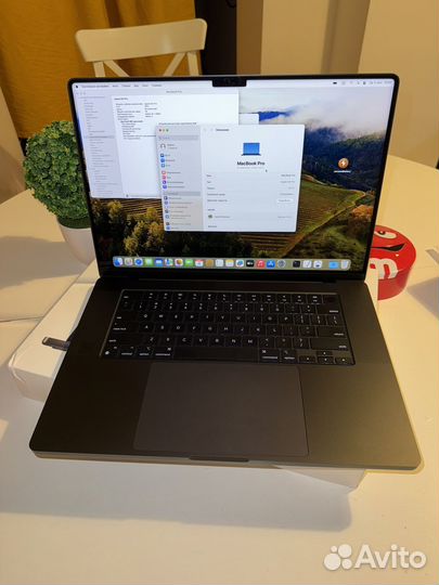 Apple macbook pro 16 2023 M3 Pro 18gb 3 цикла