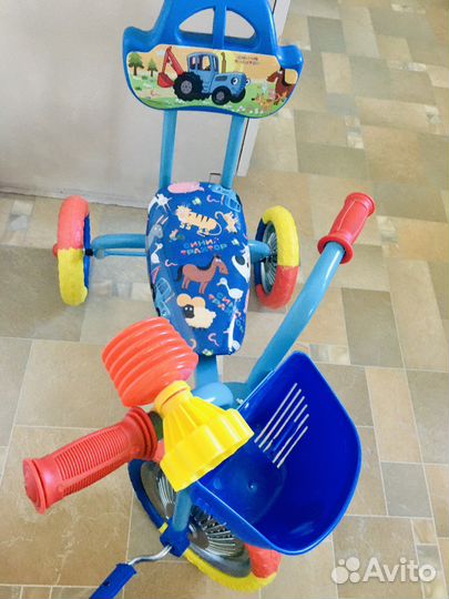 Трехколесный велосипед Синий трактор