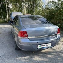 Opel Astra 1.8 AT, 2010, 187 000 км, с пробегом, цена 600 000 руб.