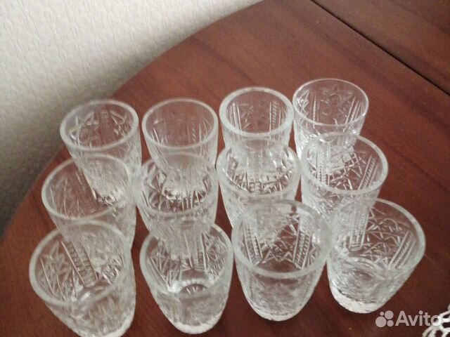 Хрустальные рюмки