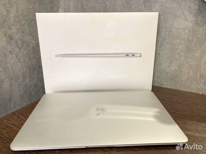 Apple MacBook pro 13 2022 m2 512