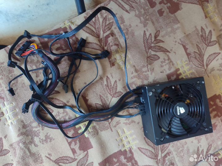 Блок питания corsair cx750