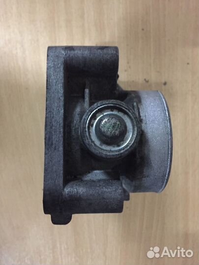 Дроссельная заслонка Ford Focus 2 1.8 2005 г