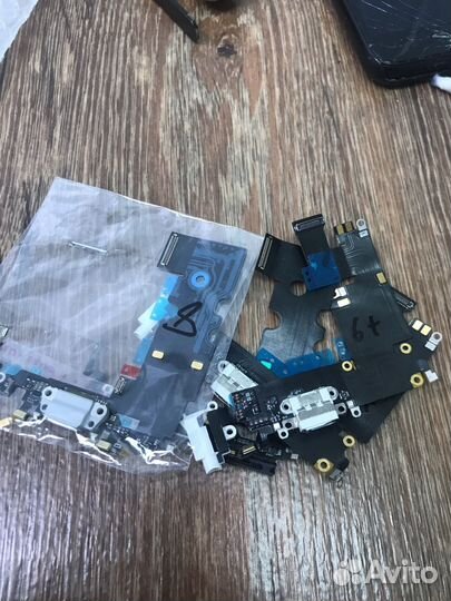 Оригинальный шлейф зарядки на iPhone 6 6s 7 7p 8