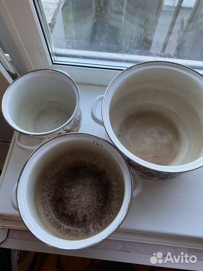 Кастрюли эмалированные набор