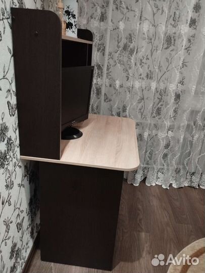 Компьютерный стол новый