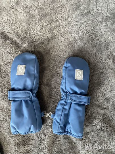 Шапка шлем для мальчика, р.48-50, варежки reima