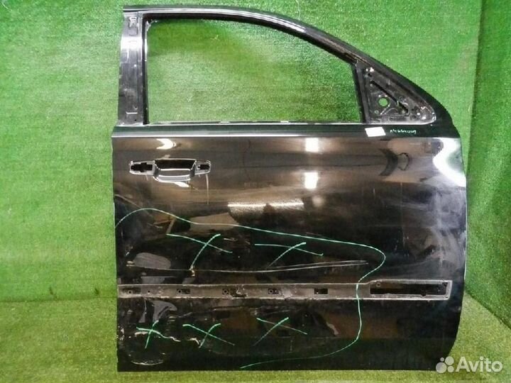 Дверь передняя правая Cadillac Escalade