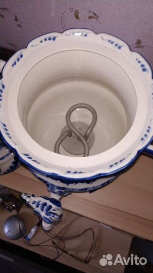 Действующий фарфоровый самовар Гжель