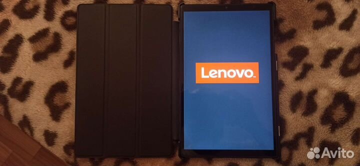 Планшет Леново