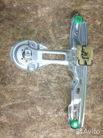 Стеклоподъемник задний правый Форд Фокус 3