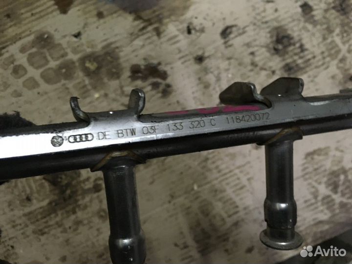 Рейка топливная (рампа) CBZ (Volkswagen Golf)