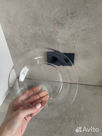 Стеклянные тарелки