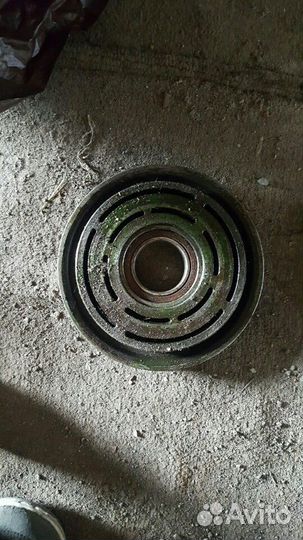 Шкив компрессора кондиционера Nissan Ga15de