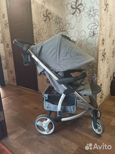 Прогулочная коляска carrello vista