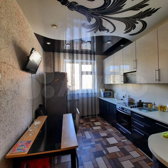 3-к. квартира, 71 м², 8/9 эт.