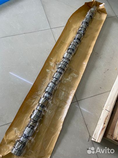 Распределительный вал (распредвал) Cummins N14