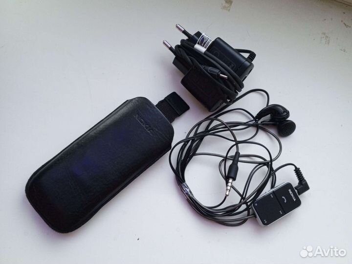 Телефон Nokia 5130c-2