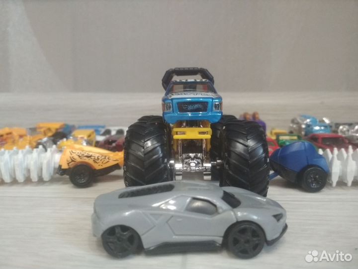Срочнопродам Hot wheels машинки