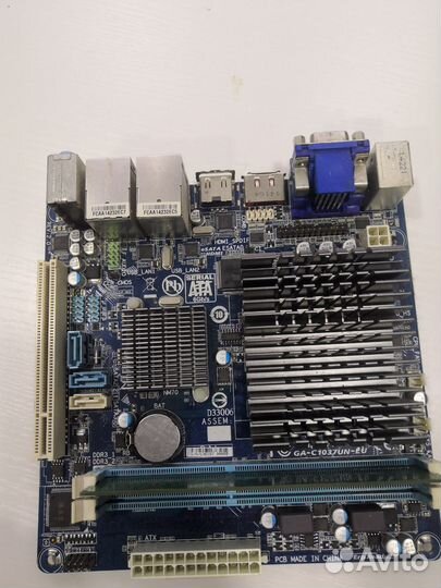 Материнская плата с процессором