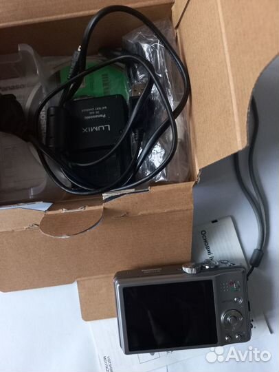 Цифровая камера Panasonic lumix DMC-TZ18