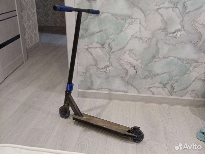 Трюковой самокат