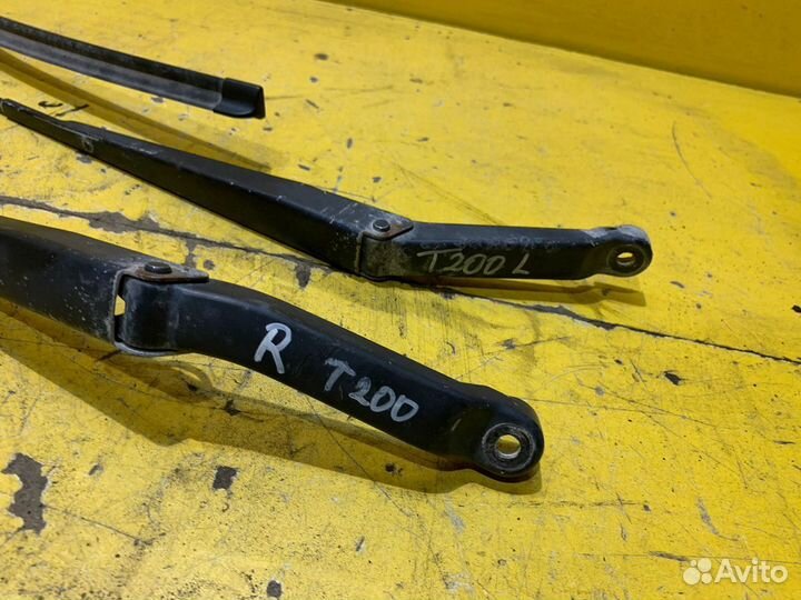 Поводок стеклоочистителя Chevrolet Aveo 2002-2008