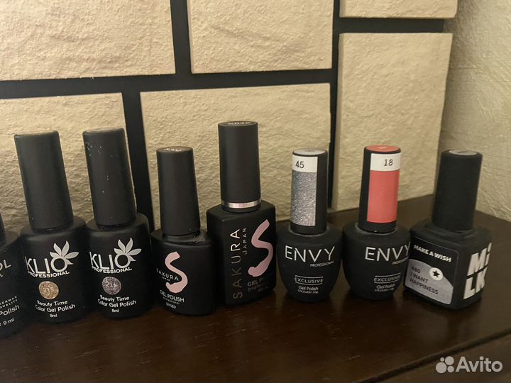 Гель лак для ногтей